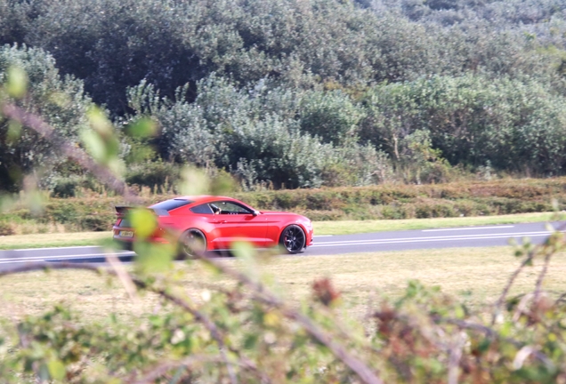 Ford Mustang GT 2015