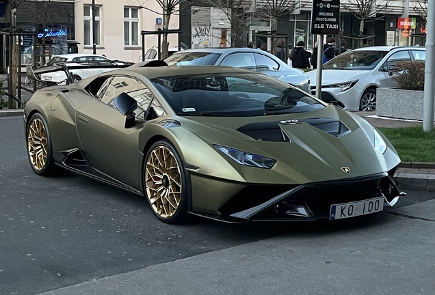 Lamborghini Huracán LP640-2 STO