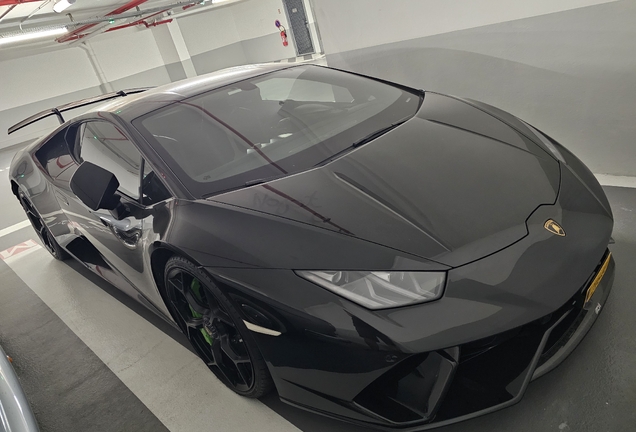 Lamborghini Huracán LP640-4 Performante