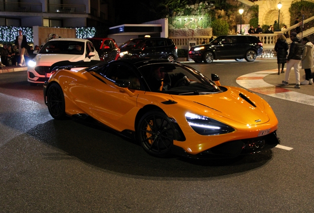 McLaren 765LT Spider