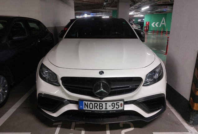 Mercedes-AMG E 63 S W213