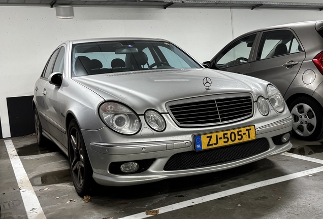 Mercedes-Benz E 55 AMG