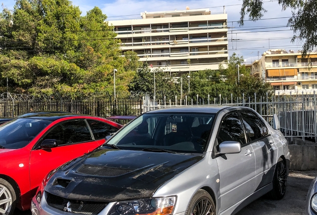 Mitsubishi Lancer Evolution IX FQ