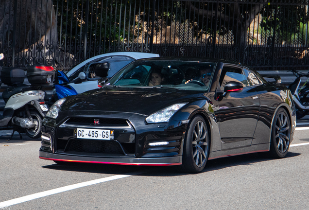 Nissan GT-R 2011