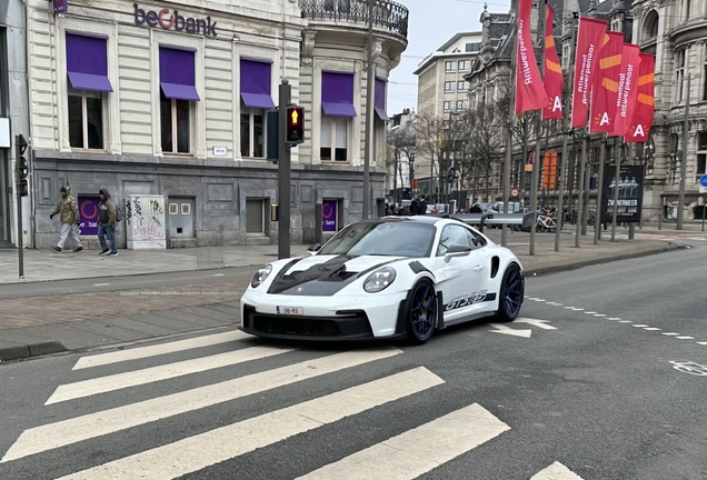 Porsche 992 GT3 RS MkI Weissach Package