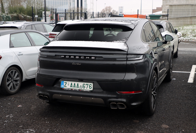 Porsche Cayenne Coupé Turbo E-Hybrid