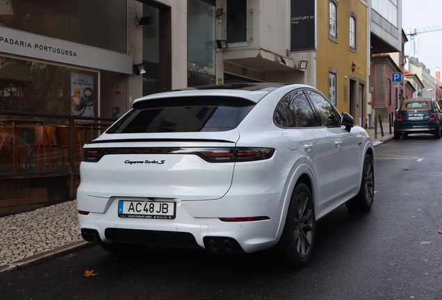 Porsche Cayenne Coupé Turbo S E-Hybrid