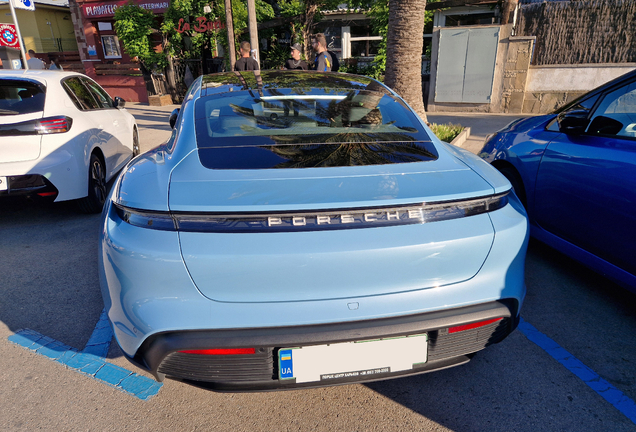 Porsche Taycan Turbo