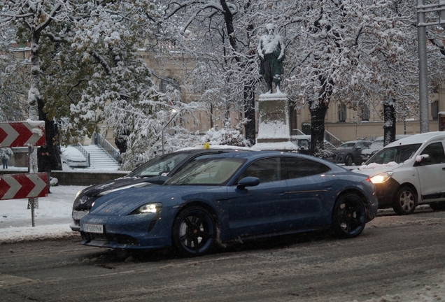 Porsche Taycan Turbo