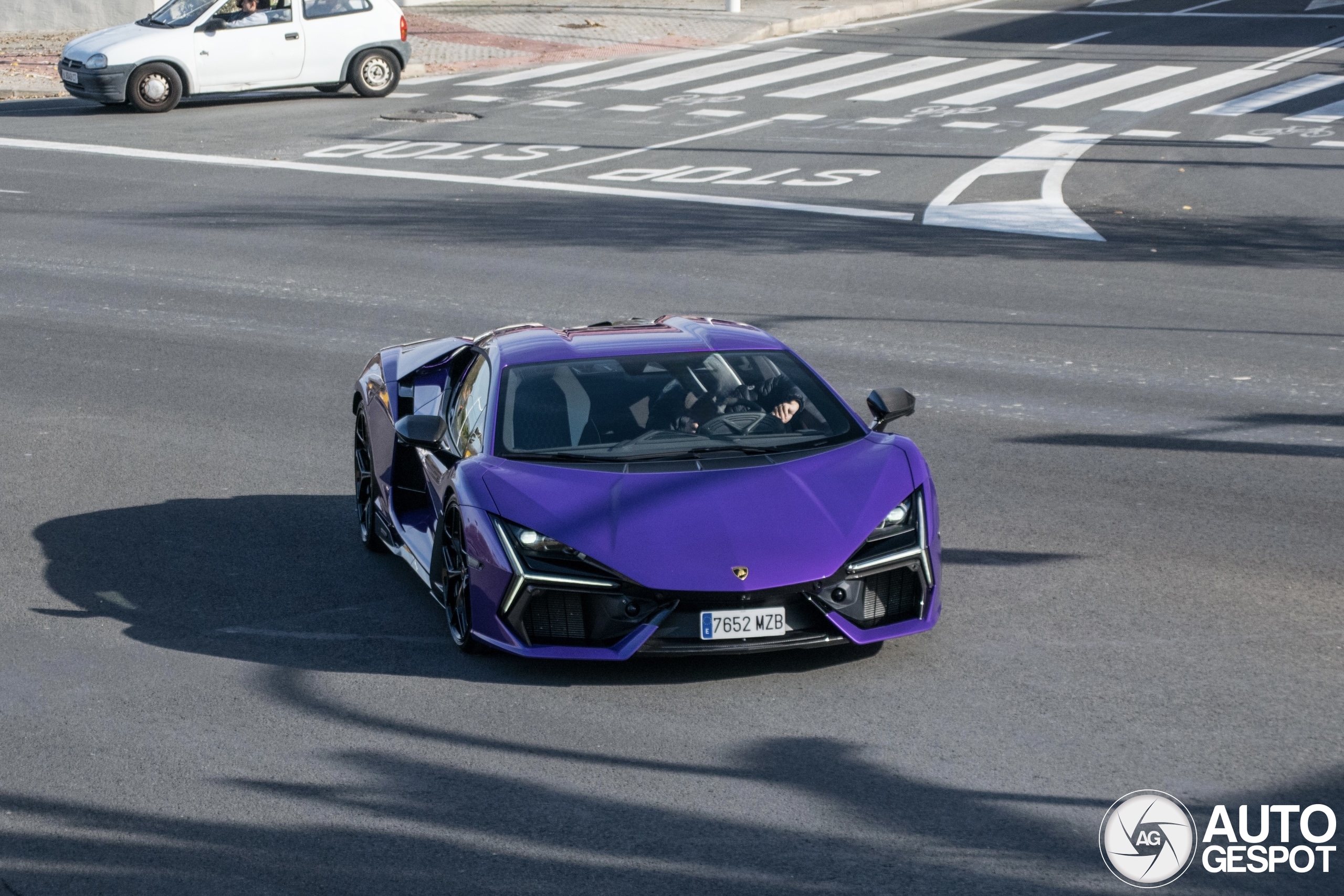 Lamborghini Revuelto