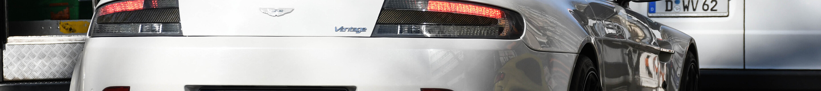 Aston Martin V8 Vantage