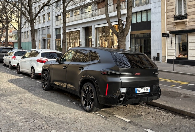 BMW XM G09 Label Red