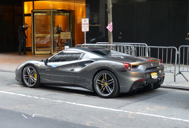 Ferrari 488 Spider