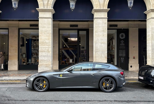 Ferrari FF