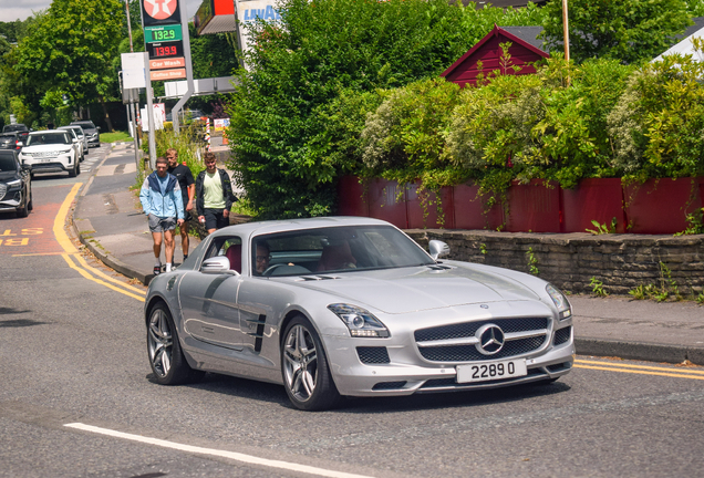 Mercedes-Benz SLS AMG