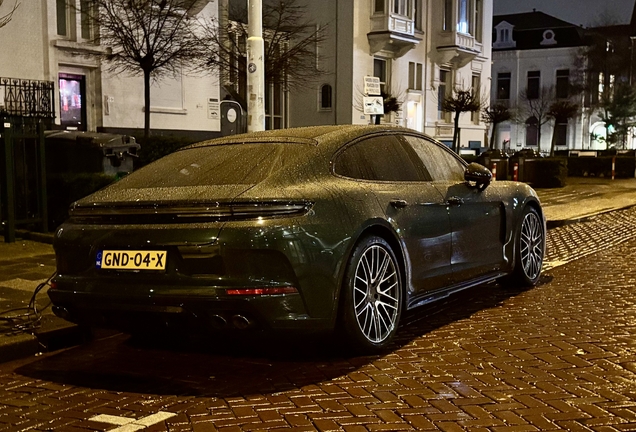 Porsche 972 Panamera Turbo S E-Hybrid