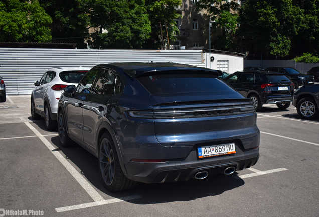 Porsche Cayenne Coupé Turbo E-Hybrid
