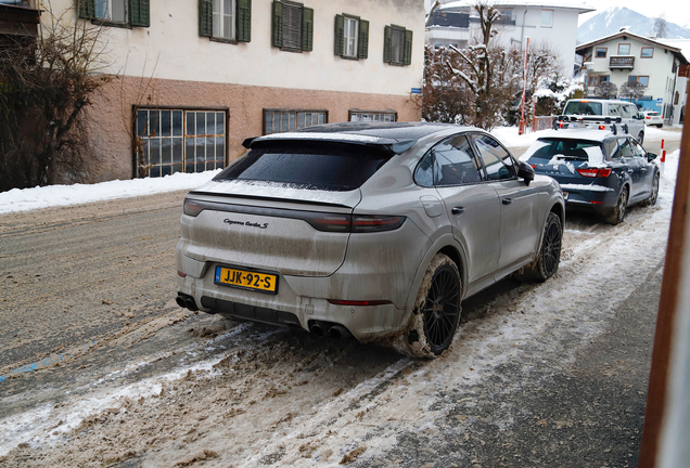 Porsche Cayenne Coupé Turbo S E-Hybrid