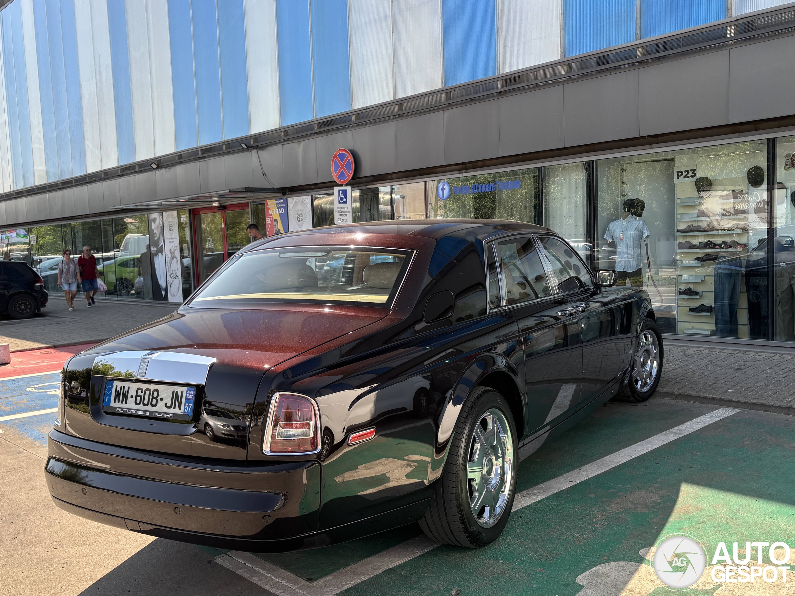 Rolls-Royce Phantom