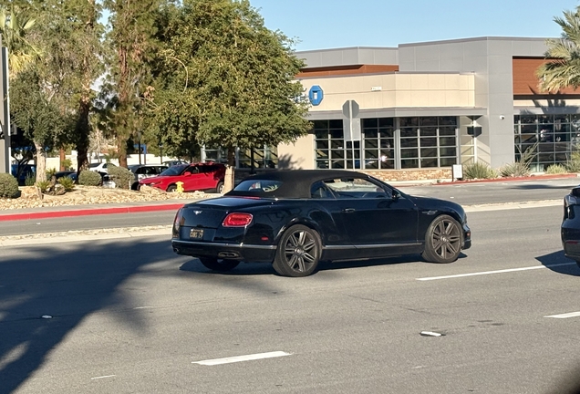 Bentley Continental GTC V8 2016