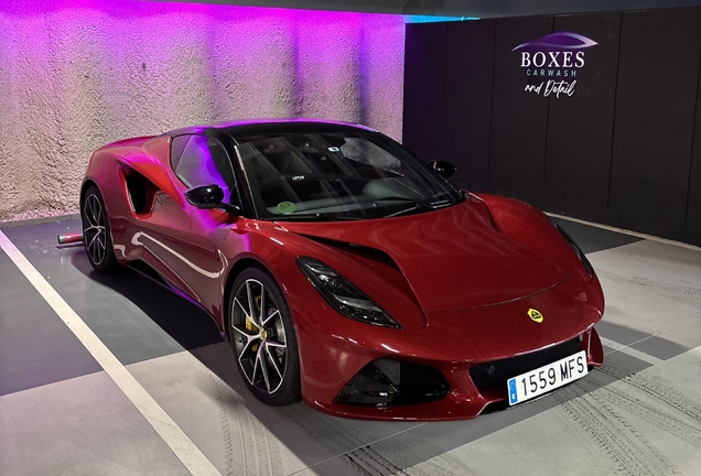 Lotus Emira