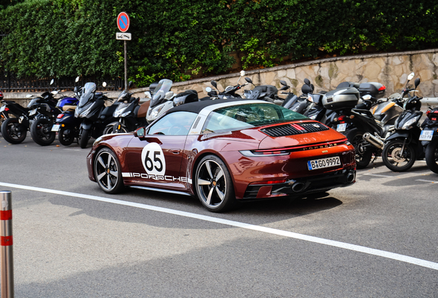 Porsche 992 Targa 4S MkI Heritage Design Edition