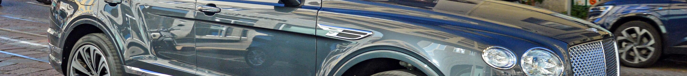 Bentley Bentayga Azure