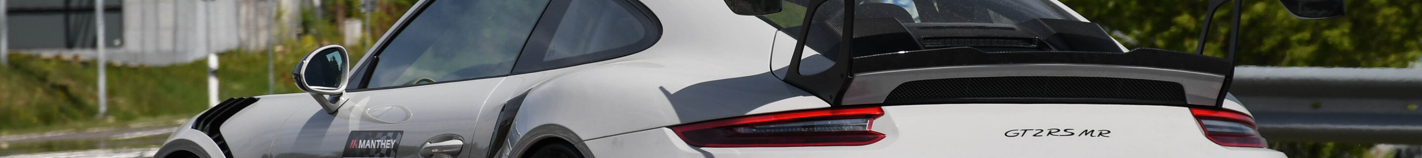 Porsche 991 GT2 RS Weissach Package Manthey Racing