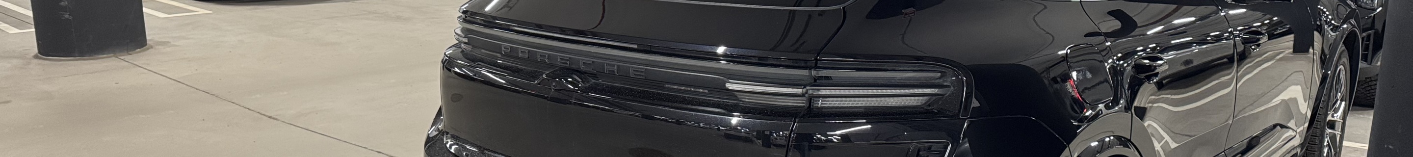 Porsche Macan EV Turbo