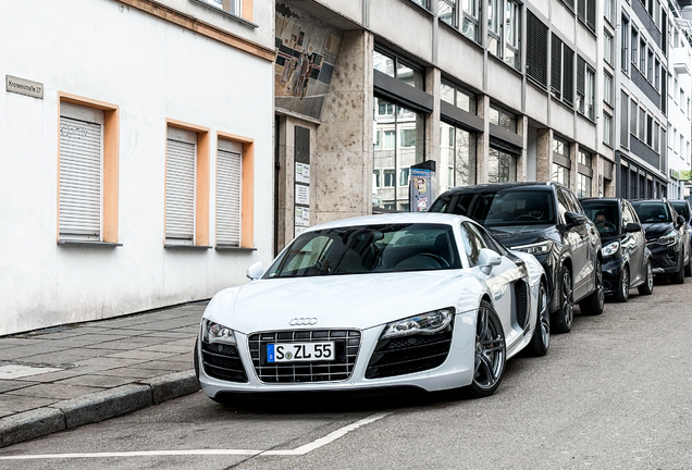 Audi R8 V10
