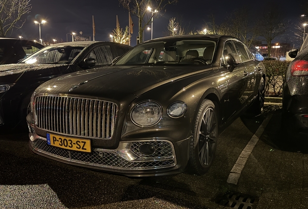 Bentley Flying Spur V8 2021