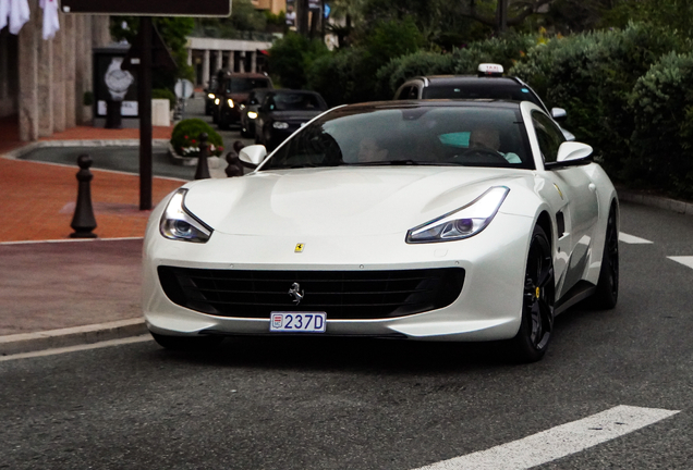 Ferrari GTC4Lusso