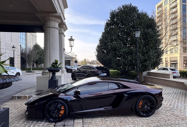 Lamborghini Aventador LP700-4