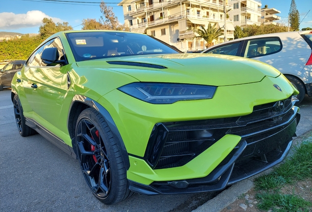 Lamborghini Urus Performante