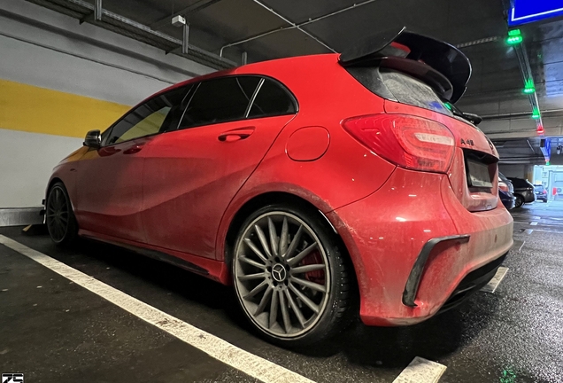 Mercedes-Benz A 45 AMG