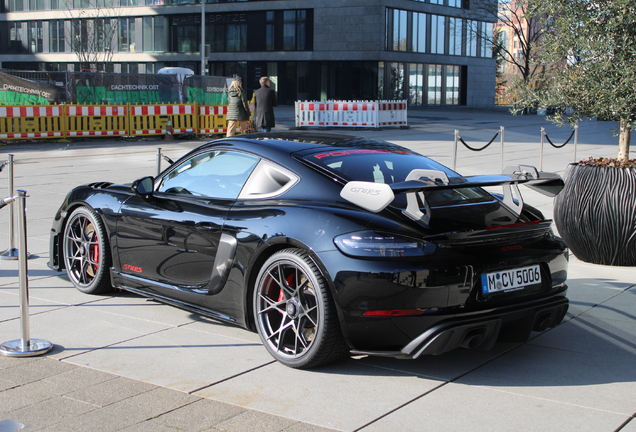 Porsche 718 Cayman GT4 RS