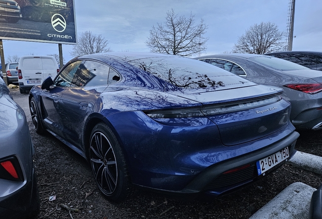 Porsche Taycan Turbo