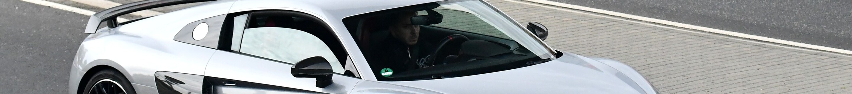 Audi R8 V10 Plus 2015