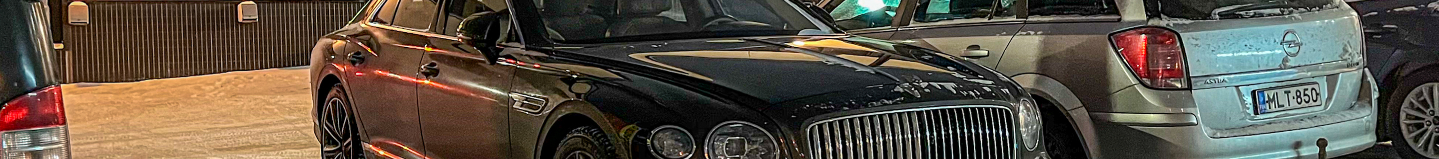 Bentley Flying Spur Hybrid