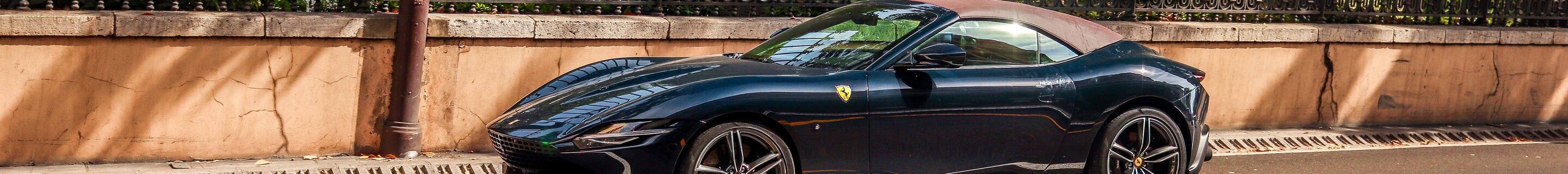 Ferrari Roma Spider
