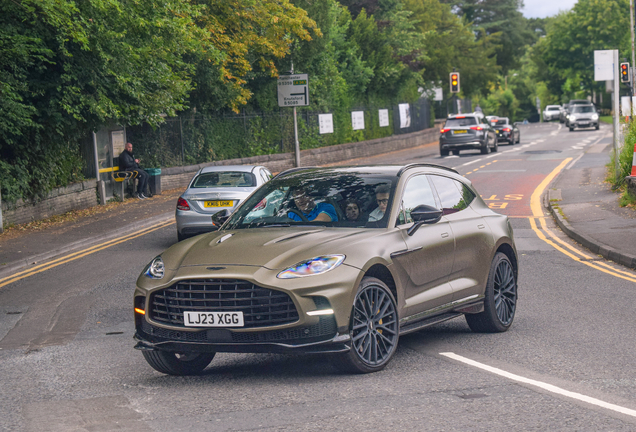Aston Martin DBX707
