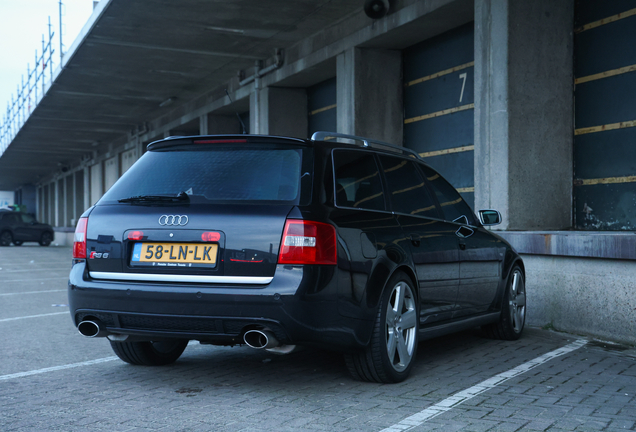 Audi RS6 Avant C5