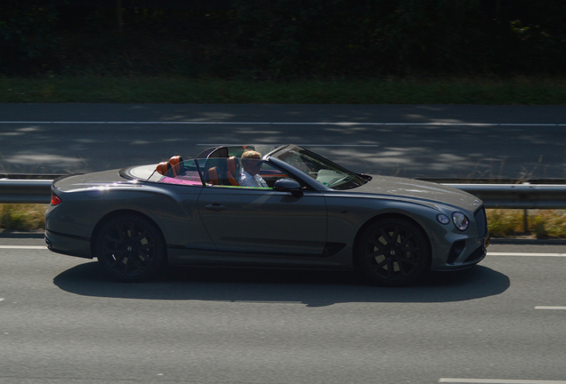 Bentley Continental GTC V8 S 2023