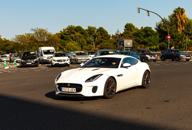 Jaguar F-TYPE S Coupé