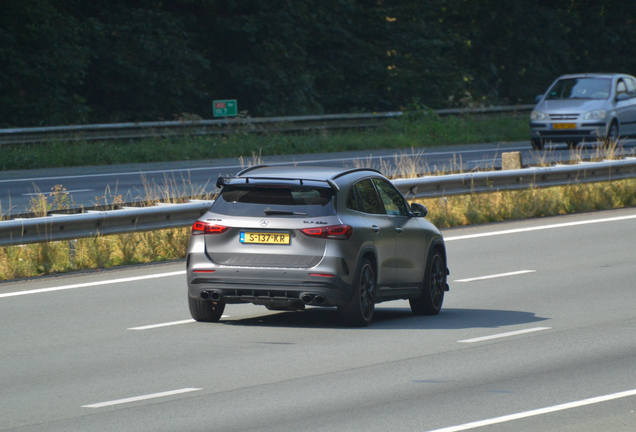 Mercedes-AMG GLA 45 S 4MATIC+ H247