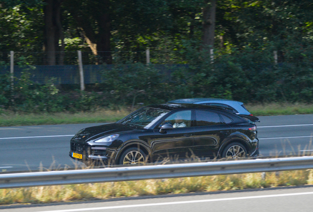 Porsche Cayenne Coupé Turbo S E-Hybrid