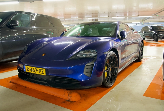 Porsche Taycan GTS