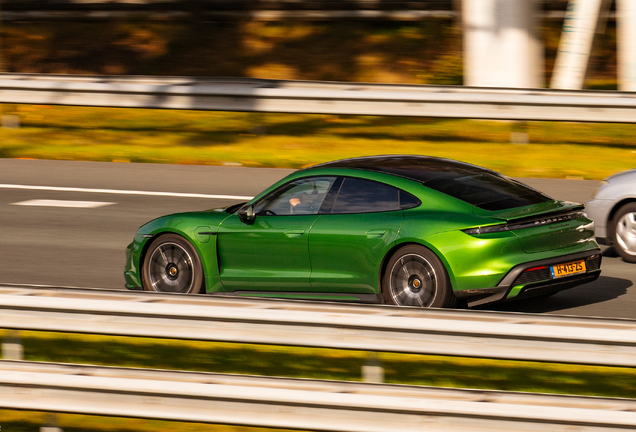 Porsche Taycan Turbo