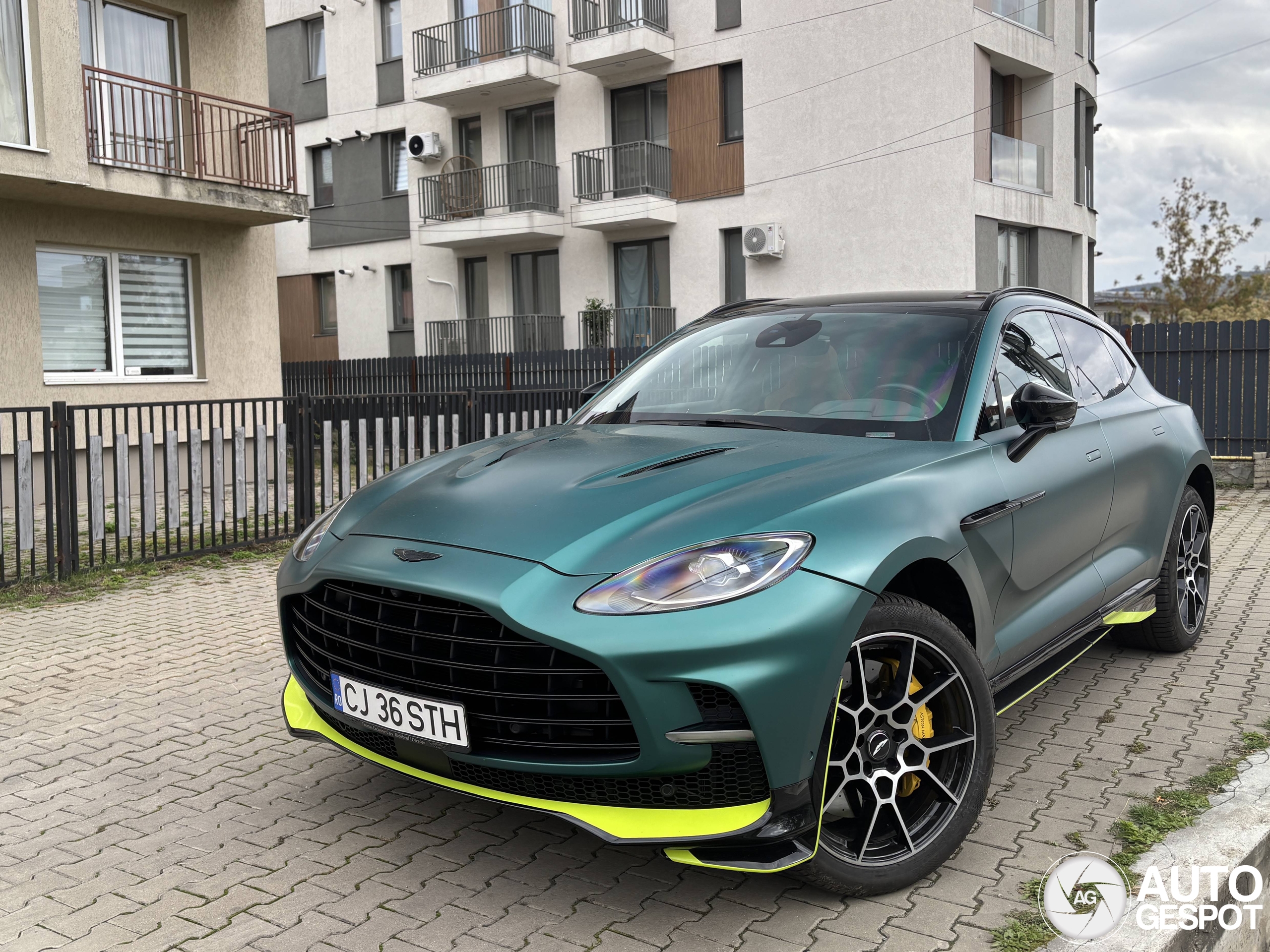 Aston Martin DBX707 AMR Edition