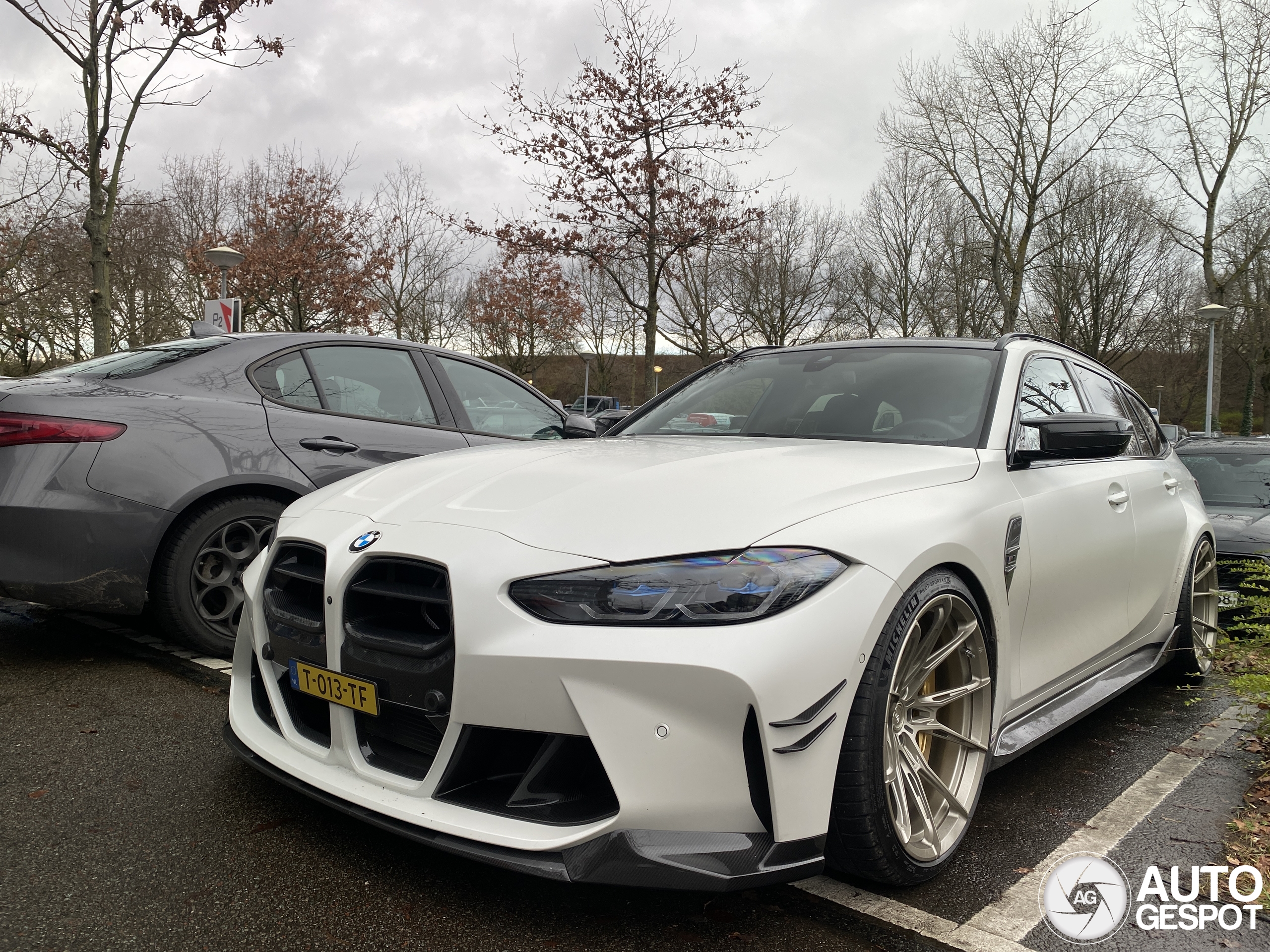 Twee witte toppers bij Interclassics